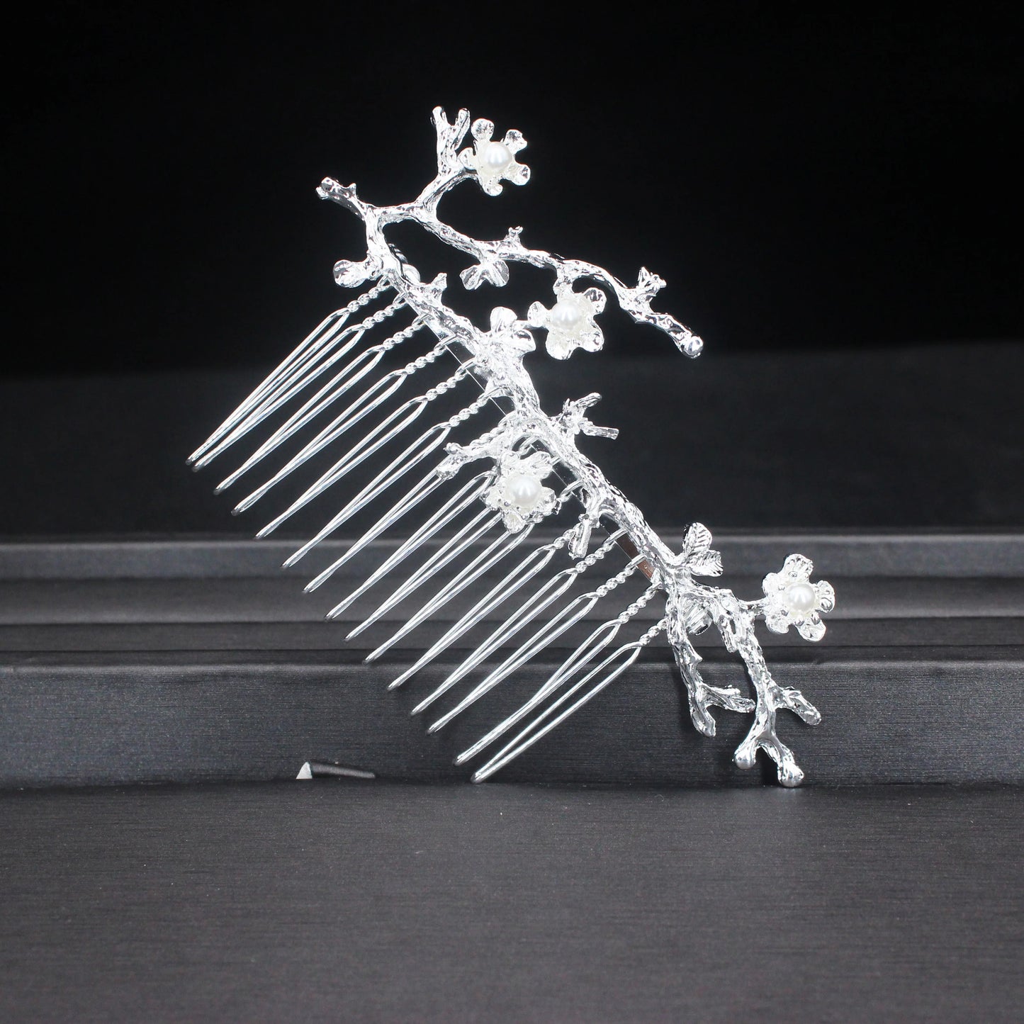 Fashion Metal Butterfly Hair Combs For Women Gold Color Insect Bride Headdress Hair Jewelry Accessories